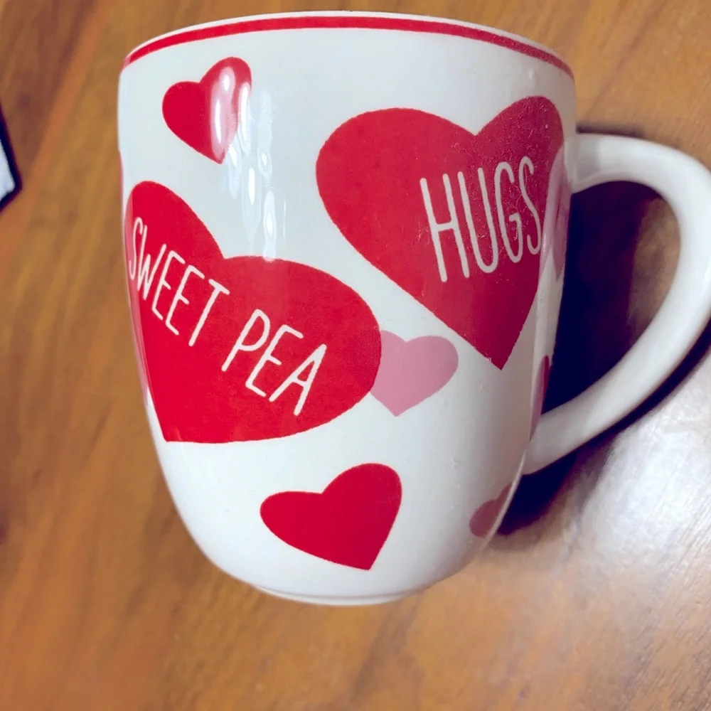 Sur la Table Valentine Hearts Mug